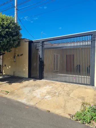 Casa 3 dormitórios - Jd. Renascença, Mirassol