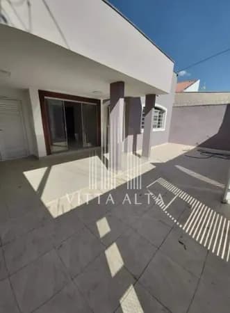 Casa em São José do Rio Preto - Alto Rio Preto