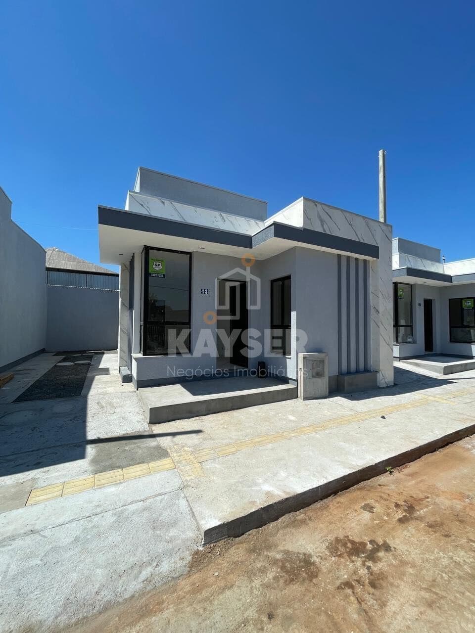 Casa em Cachoeirinha - Vila Regina