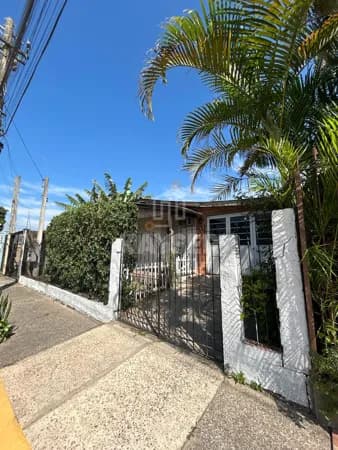 Casa no bairro Parque da Matriz em Cachoeirinha
