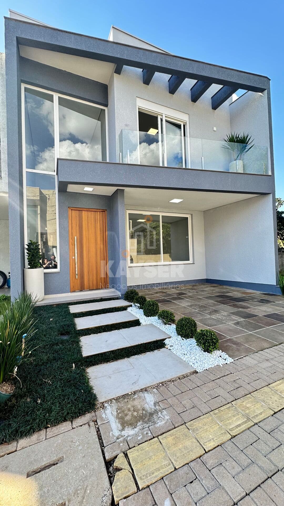 Casa no condomínio Primavera
