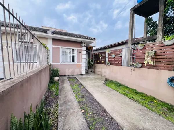 Casa em Cachoeirinha - Vila Anair