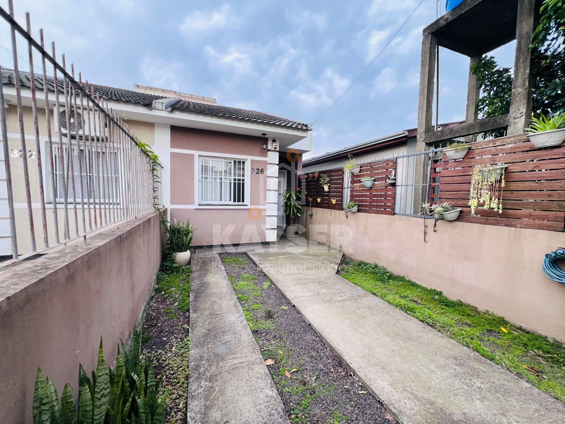 Casa em Cachoeirinha - Vila Anair