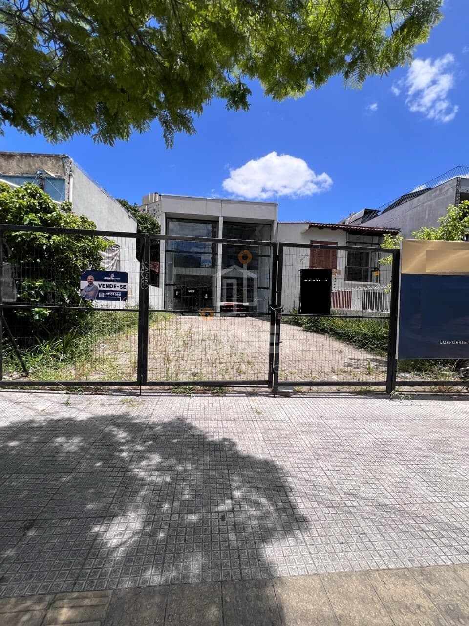 Sala/Conjunto em Porto Alegre - Passo da Areia
