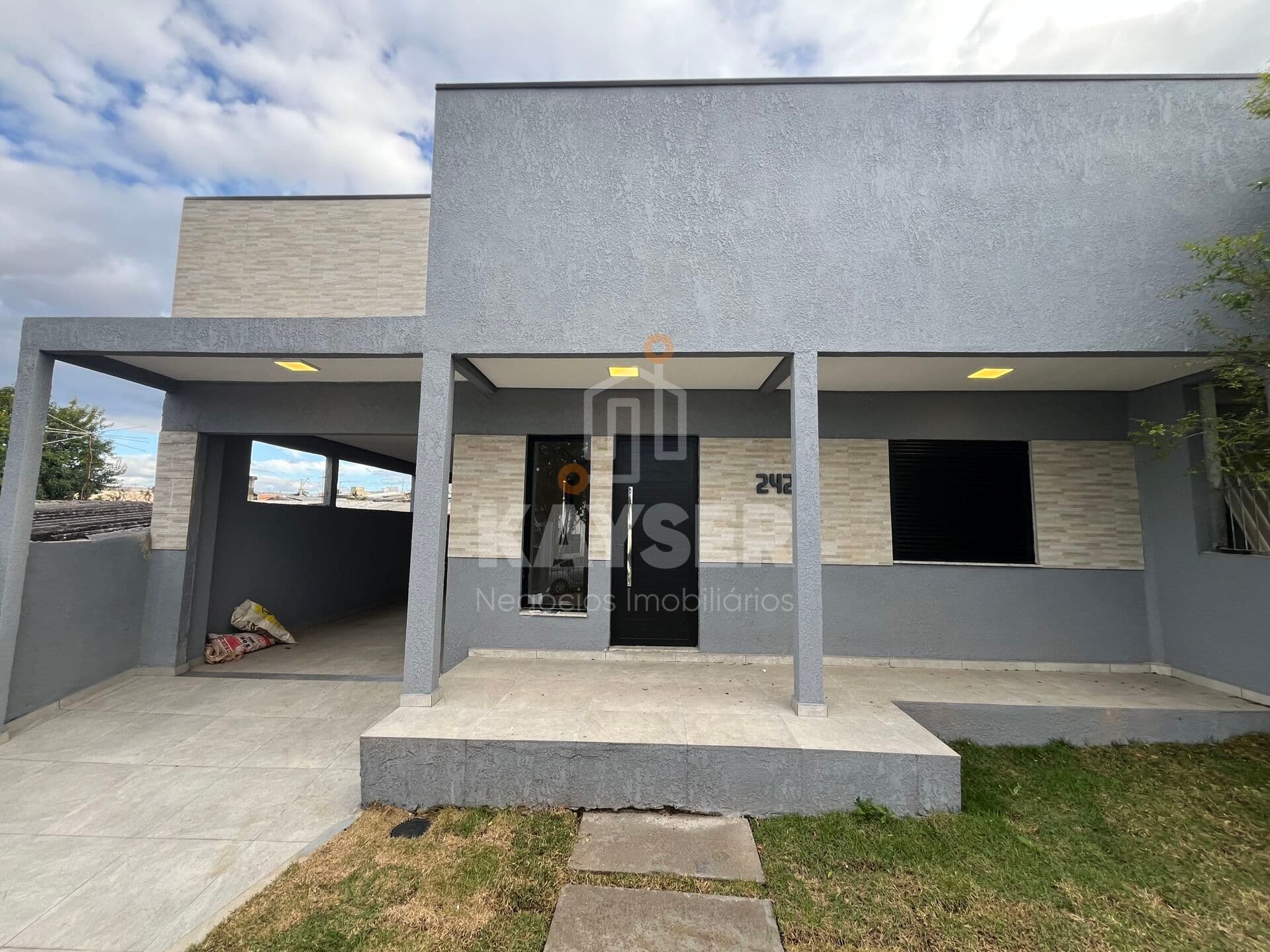 Casa 3 quartos sendo 1 suíte na Morada do Vale