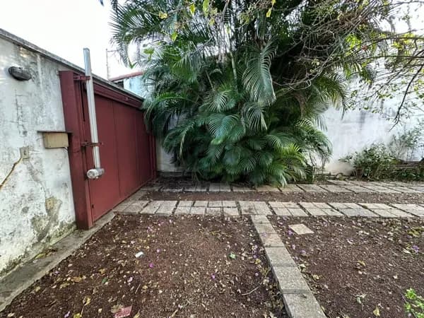 Sobrado em Vila Nivi, São Paulo/SP