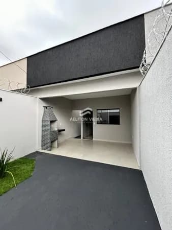 Casa em Setor Laguna Park, Trindade/GO