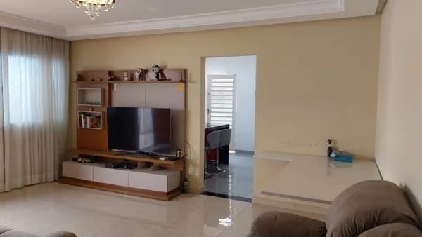 Casa a venda em Artur Alvim
