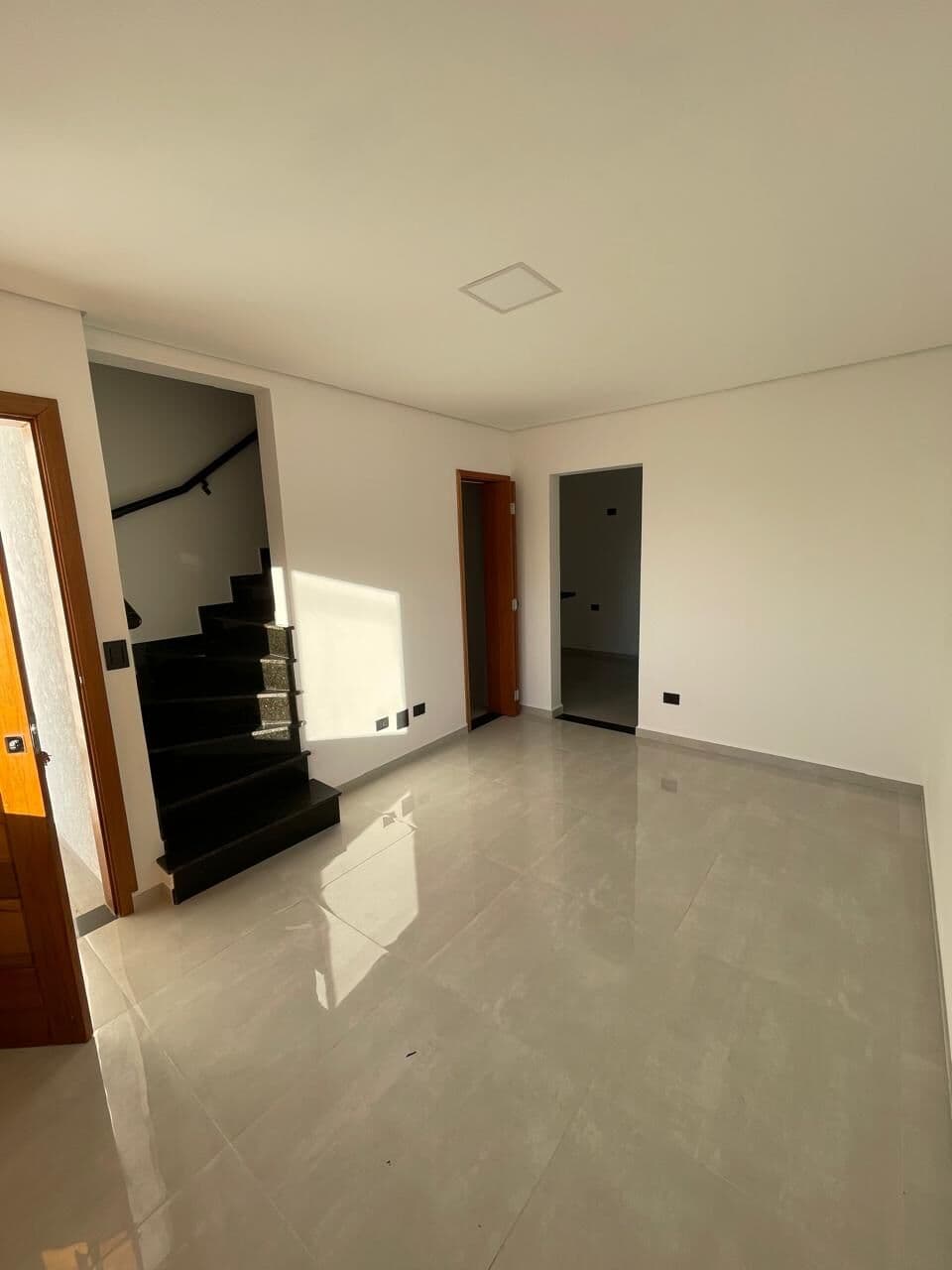 Sobrado novo a venda no Jardim Brasilia