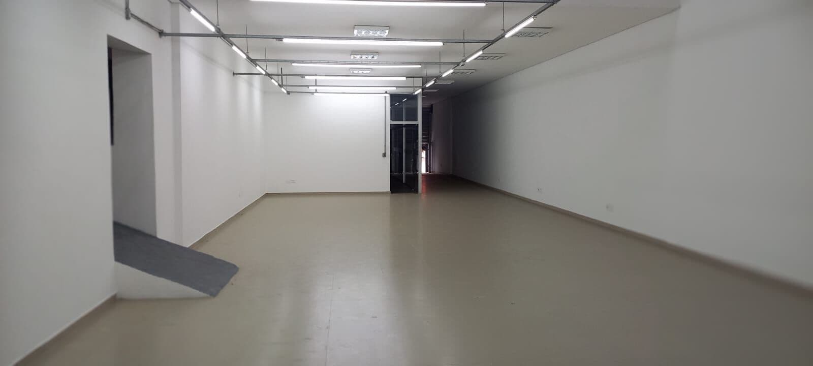 Galpão Comercial