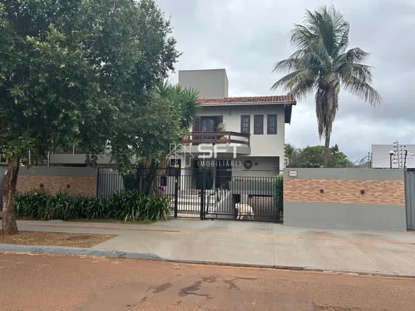 Casa à venda, 560m² por R$ 1.830.000 - Vila Planalto - Dourados/MS