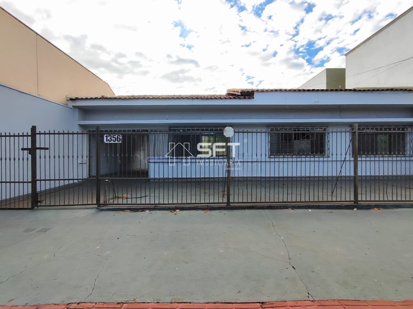 Casa com 3 quartos para alugar - R$ 3.500,00 + IPTU + Taxa de Coleta