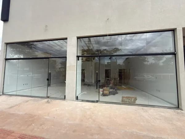 Sala para alugar 45m² por R$ 2.800/mês - Vila Planalto - Dourados/MS