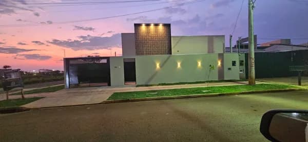 Casa de esquina com 1 suíte 2 dormitórios à venda, 78m² por R$ 449.900 - Santa Fé - Dourados/MS