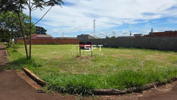 Terreno de esquina à venda, 350m² por R$ 115.000 - Bonanza - Dourados/MS