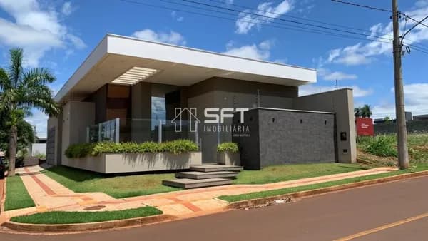 Casa com 1 suíte e 2 dormitórios à venda, 193m² por R$ 1.500.000 - Jardim das Palmeiras - Dourados/MS