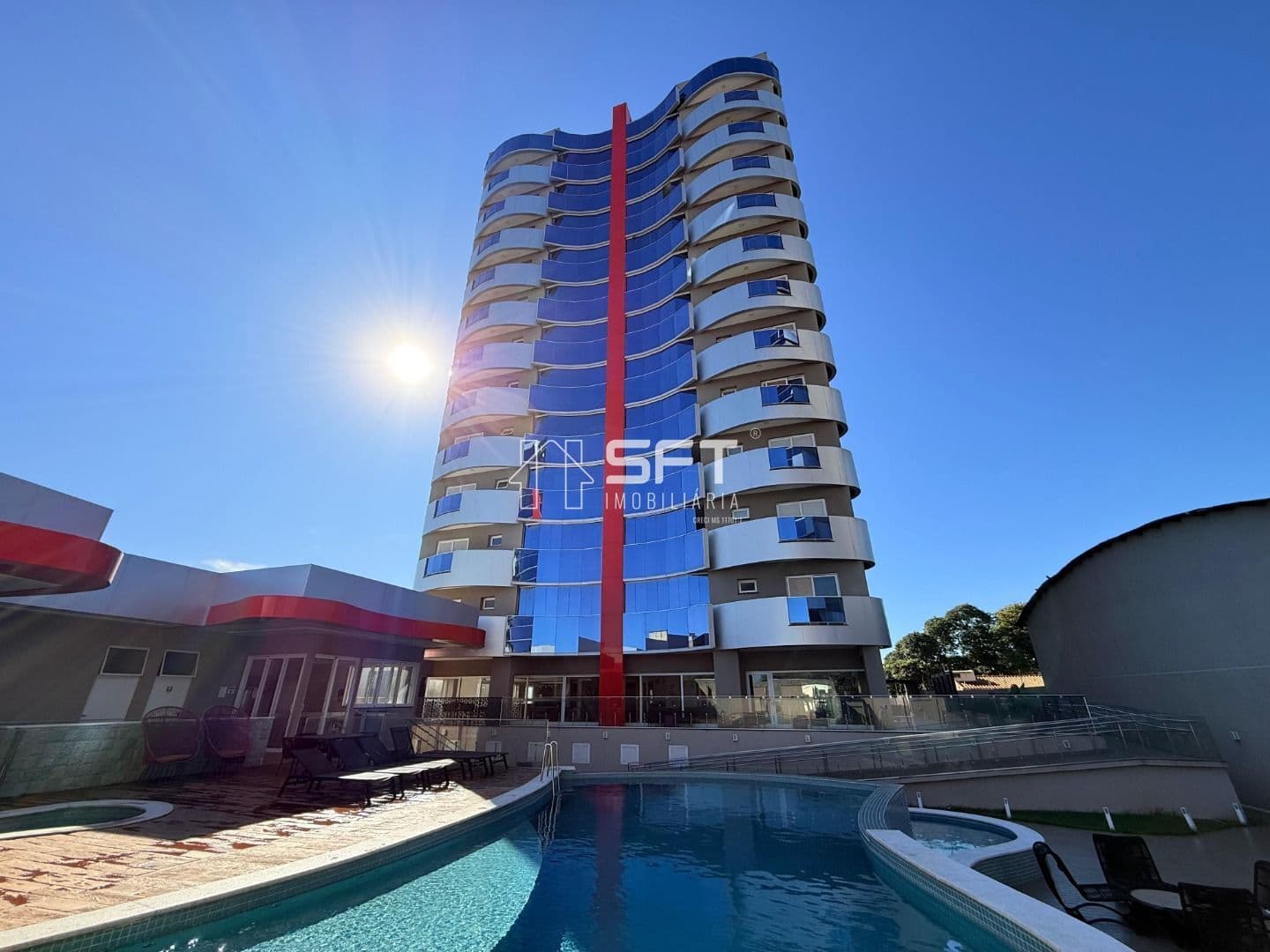 Apartamento com 2 suítes para alugar - R$ 6.000