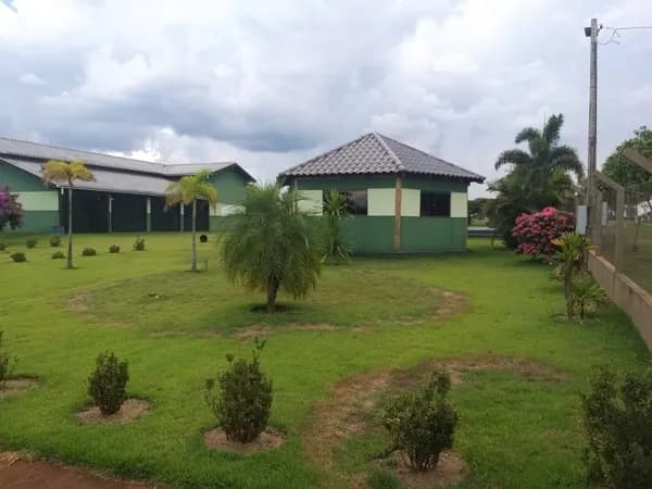 Chácara com 2 dormitórios à venda, 4000 m² por R$ 1.300.000,00 - Vila Vargas - Dourados/MS