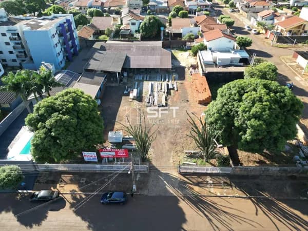 Terreno com barracão para locação - R$ 12.000,00