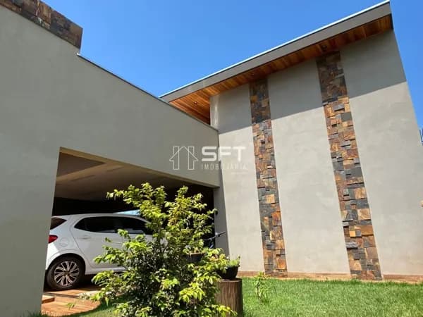 Casa com 1 suíte + 2 dormitórios à venda por R$ 900.000 - Jardim Márcia - Dourados/MS