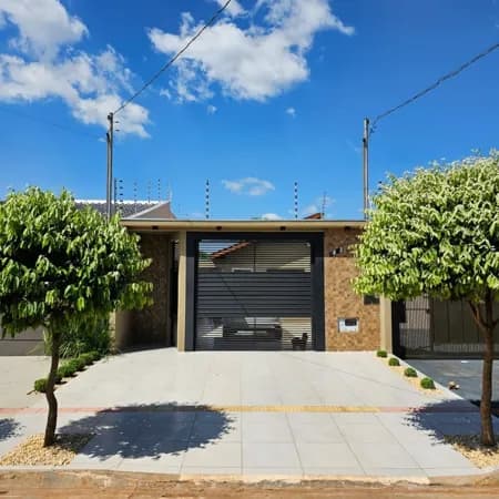 Casa com 2 dormitórios à venda, 47 m² por R$ 420.000,00 - Vila Toscana - Dourados/MS