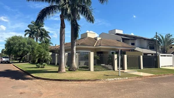 Casa à venda, 247m² por R$ 1.150.000 - Jardim Mônaco - Dourados/MS