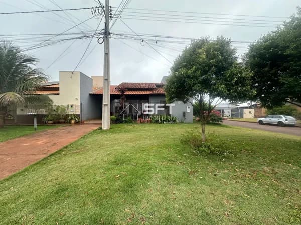 Casa à venda com 2 quartos por R$ 300.000,00 - Monte Carlo