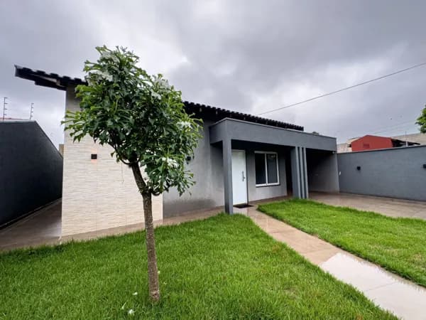 Casa com 1 suíte e 3 dormitórios à venda por R$ 850.000 - Jardim Climax - Dourados/MS