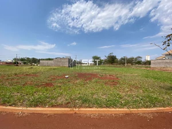 Terreno à venda, 200m² por R$ 75.000 - Vival Castelo - Dourados/MS