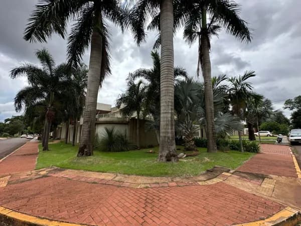 Sobrado com 4 suítes para locação por R$ 18.000/mês - Vila Aurora - Dourados/MS