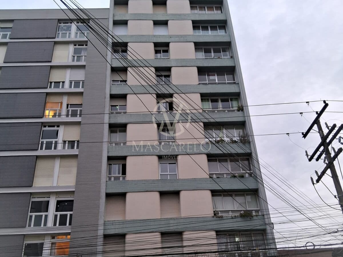 R$ 295.000 Apartamento Centro com 2 dormitórios em Caxias do Sul