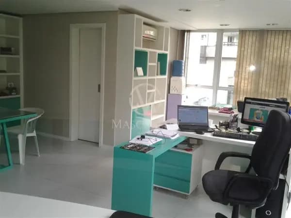 INVESTIDORES - Sala Comercial mobiliada com 53m² por R$ 265.000