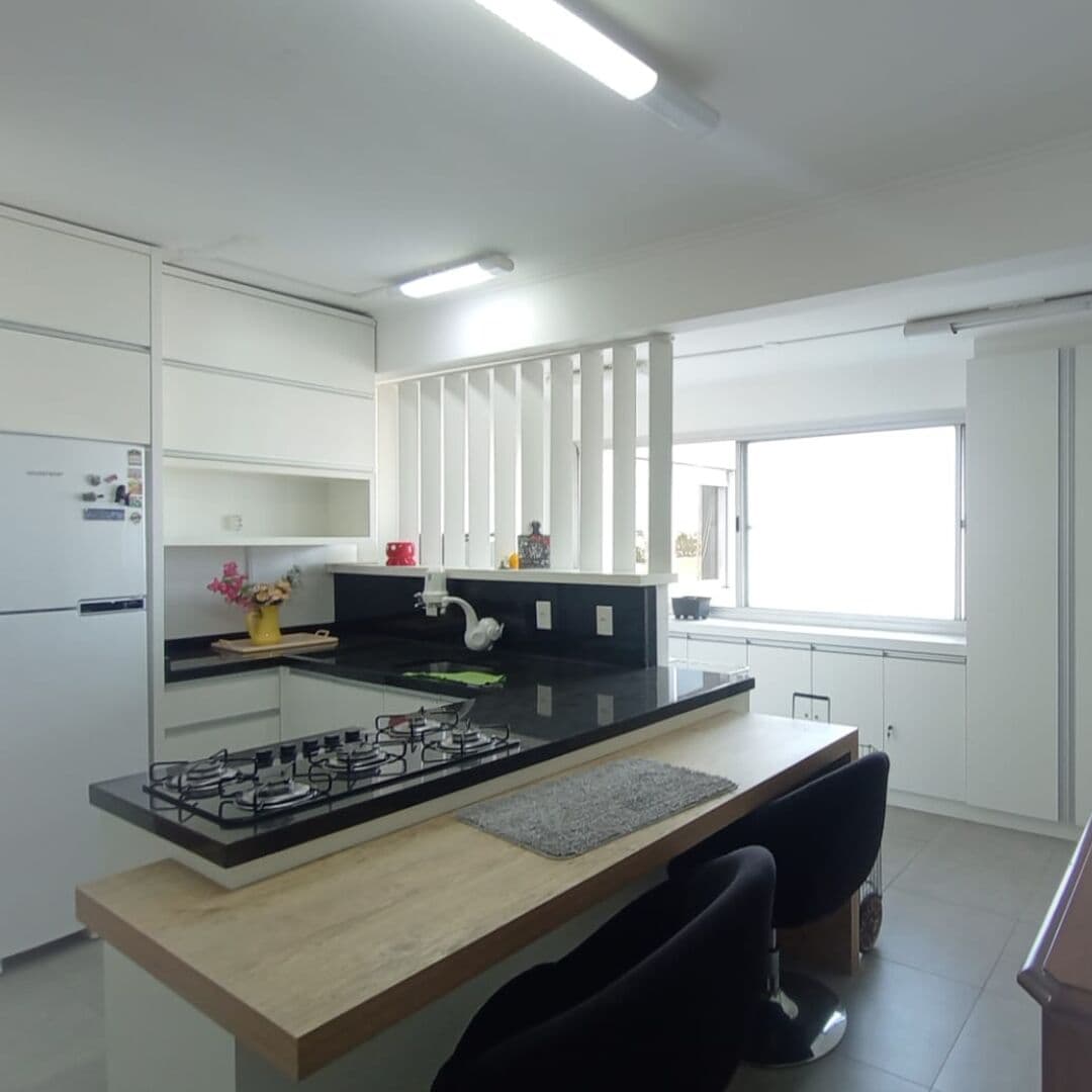 R$ 420.000 - BAIRRO EXPOSIÇÃO - SEMIMOBILIADO CO 2 DORMITÓRIOS