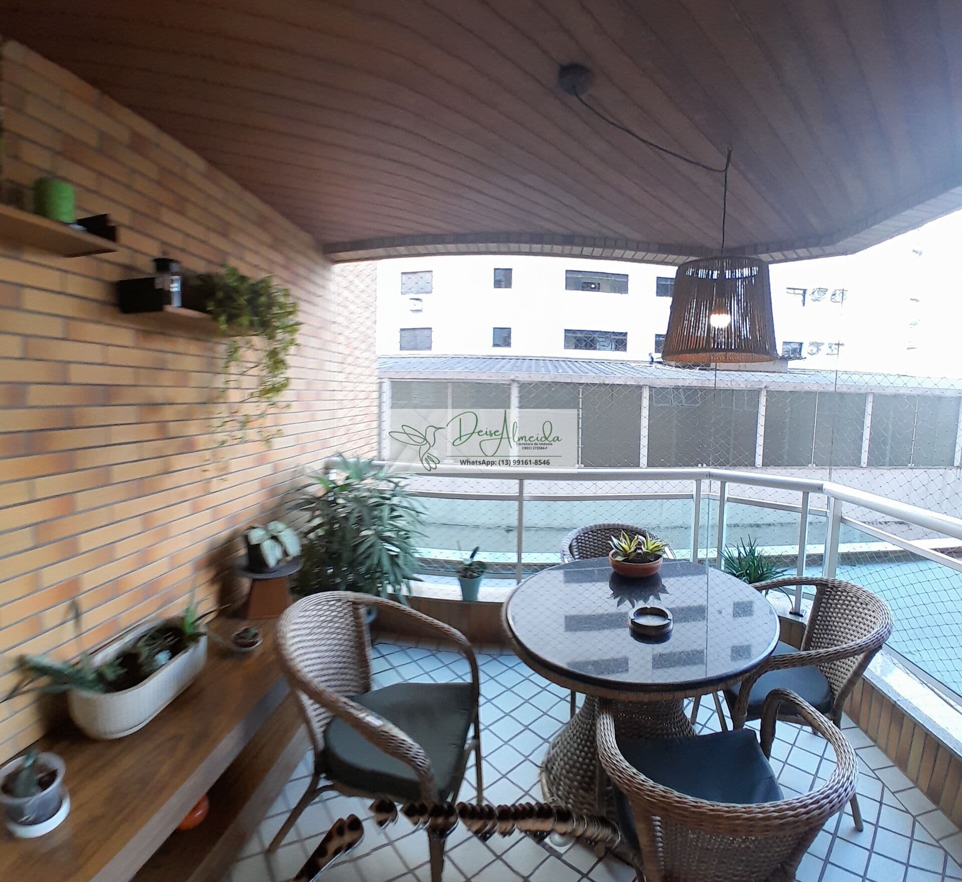 Apartamento Alto Padrão à venda na Rua Minas Gerais, Vila Rica-Santos/SP. 03 Quartos (01 suíte), 02 Vagas demarcadas