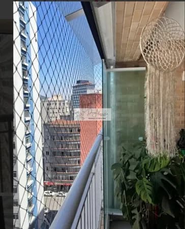 Apartamento para morar ou investir com 02 Quartos -Sala com Varanda - José Menino - 01 Quadra da praia