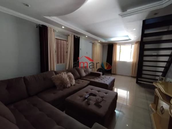 Casa à venda no bairro Parque Recreio em Contagem/MG
