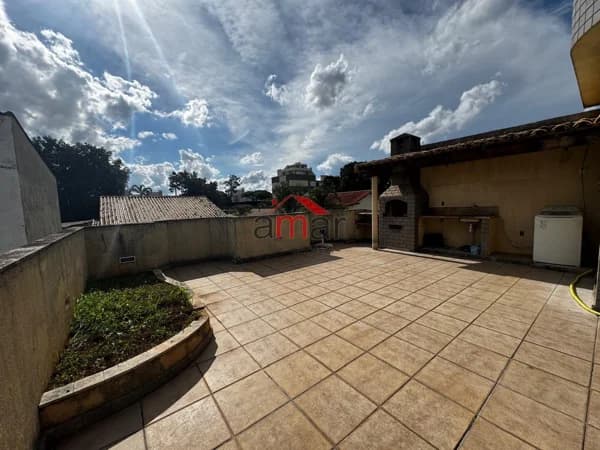 Apartamento à venda no bairro Ouro Preto em Belo Horizonte/MG