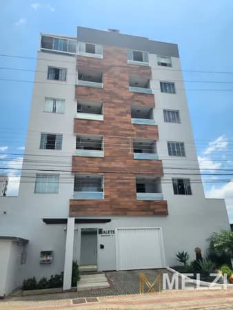 Apartamento na Santa Rita