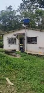 Fazenda/Sítios/Chácaras em Embu das Artes - Jardim Novo Embu
