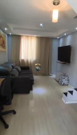 Sobrado à Venda no Condomínio Villa Alegre