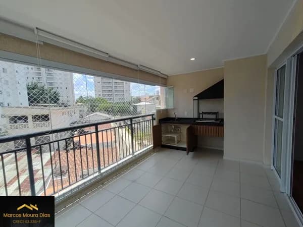 Apartamento à venda 86 m2, 2 dormitórios sendo 1 suíte, 2 vagas, churrasqueira na varanda, lavabo. Edifício com Lazer e Portaria 24 hs