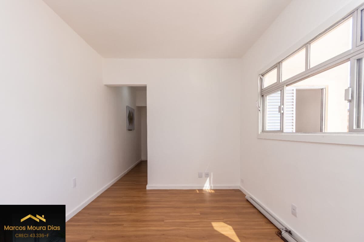 Apartamento REFROMADO em Perdizes com 2 Dormitórios