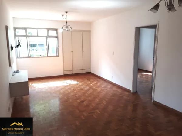 Apartamento em Perdizes, 67m2, 1 Dormitório, 2 banheiros e 1 vaga. Edifício com portaria 24 hs e Elevadores