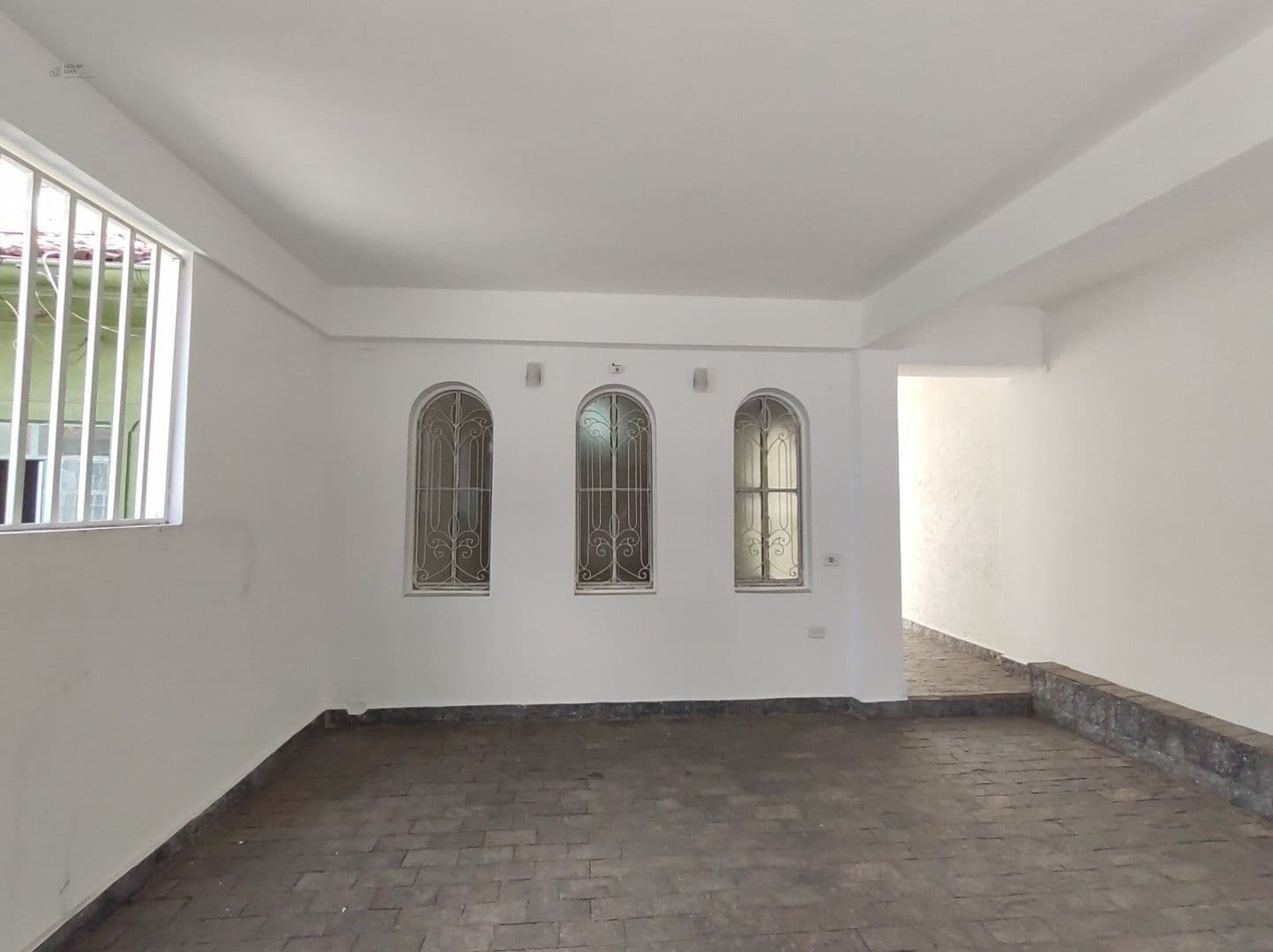 Sobrado Comercial na Pompeia, 90 m² com 2 Vagas