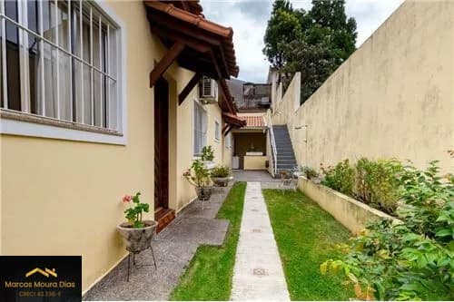 Casa à venda, com 3 Dormitórios ( 1 Suíte) com 2 Vagas de Garagem - Vila Ipojuca - São Paulo/SP