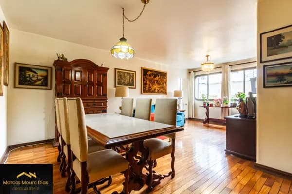 Apartamento em Perdizes com 4 Dormitórios ( 1 suíte) com 136m² e 2 Vagas. Edifício com Piscina e Portaria 24 hs