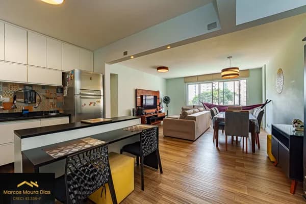 Apartamento em Perdizes, 120 m2, 3 Dormitórios, 2 Banheiros e 1 Lavabo. Edifício com Lazer, Portaria 24 hs e Gerador. Fácil Acesso a futura Estação Metrô