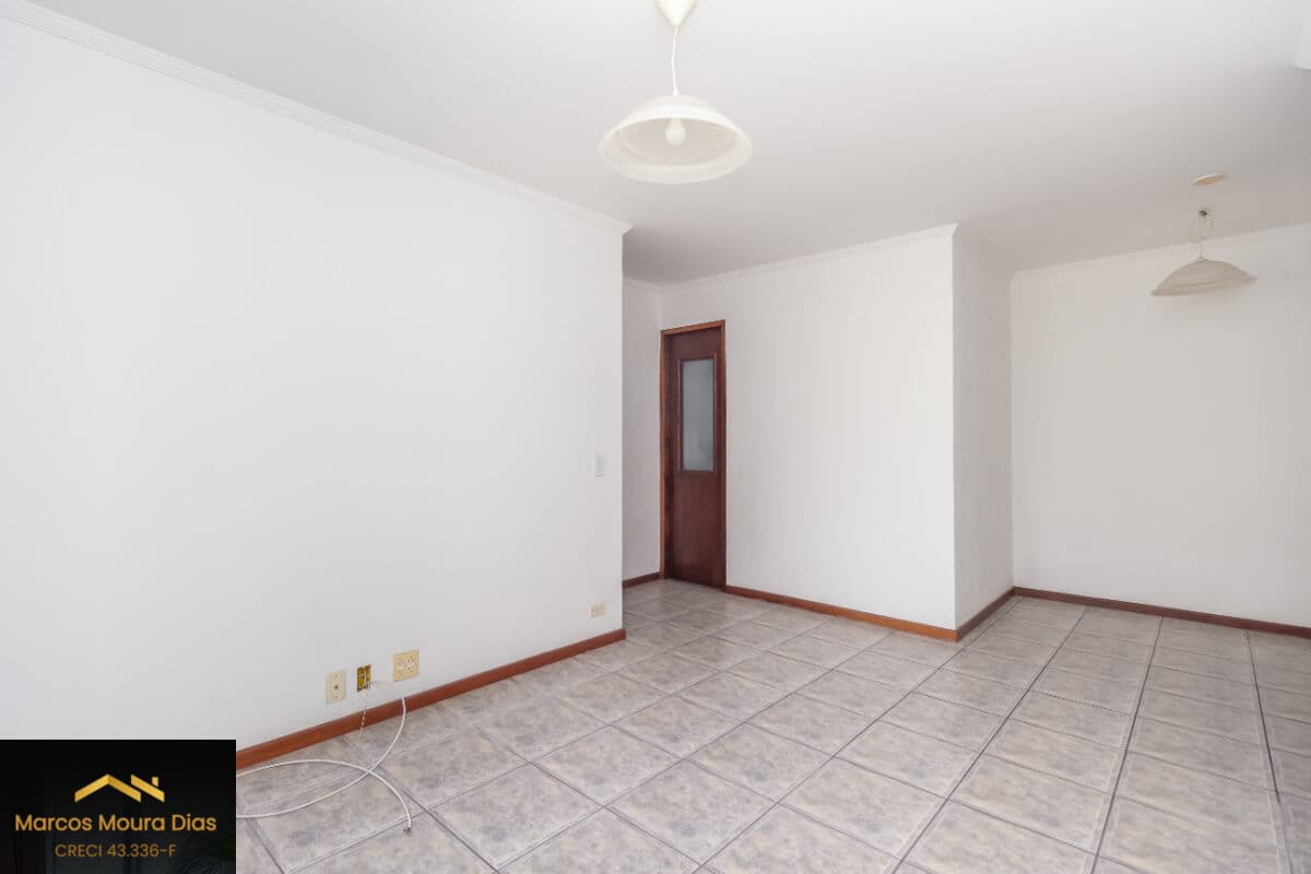 Apartamento em Pinheiros com 2 quartos, 60m², 1 Vaga de Garagem. Andar alto