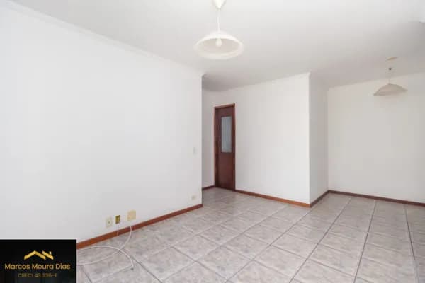 Apartamento em Pinheiros com 2 quartos, 60m², 1 Vaga de Garagem. Andar alto