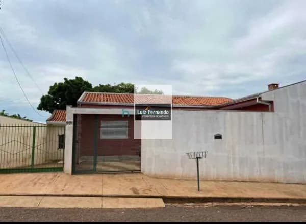 Oportunidade para investidores 2 Casas próximas o Centro, Shopping Plaza